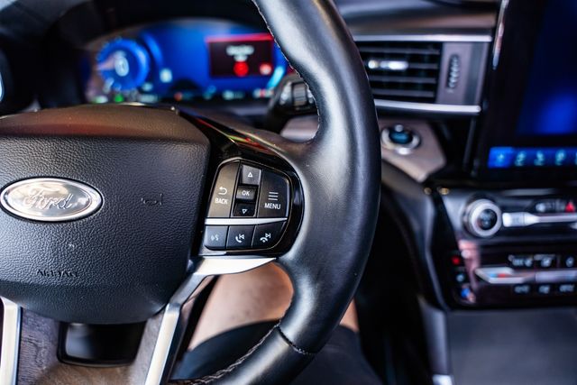 2022 Ford Explorer Platinum 2022 Ford Explorer Platinum