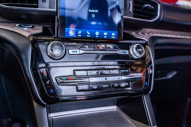 2022 Ford Explorer Platinum 2022 Ford Explorer Platinum