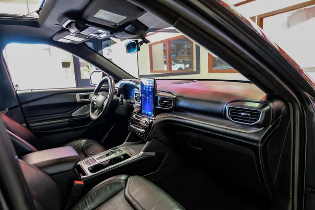 2022 Ford Explorer Platinum 2022 Ford Explorer Platinum