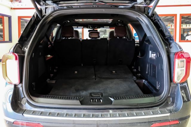 2022 Ford Explorer Platinum 2022 Ford Explorer Platinum