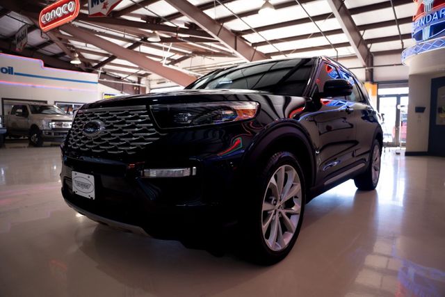 2022 Ford Explorer Platinum | Addison, TX | Mr Car Guys 2022 Ford Explorer Platinum | Addison, TX | Mr Car Guys