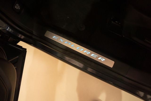 2022 Ford Explorer Platinum | Addison, TX | Mr Car Guys 2022 Ford Explorer Platinum | Addison, TX | Mr Car Guys