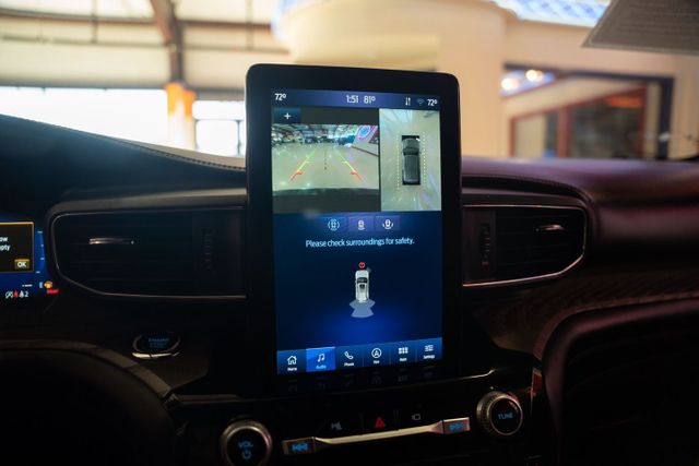 2022 Ford Explorer Platinum | Addison, TX | Mr Car Guys 2022 Ford Explorer Platinum | Addison, TX | Mr Car Guys