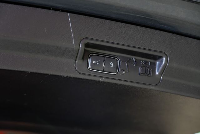 2022 Ford Explorer Platinum | Addison, TX | Mr Car Guys 2022 Ford Explorer Platinum | Addison, TX | Mr Car Guys