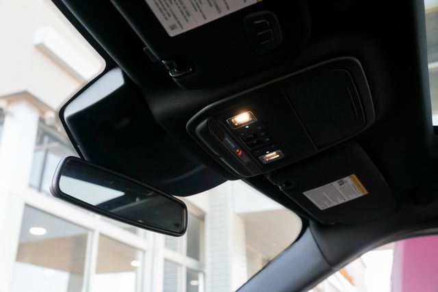 2022 Ford Explorer ST 4WD / CLEAN CARFAX / LOADED / BIG SCREEN | Dallas, TX | Rocky Mountain Truck Stop Dallas