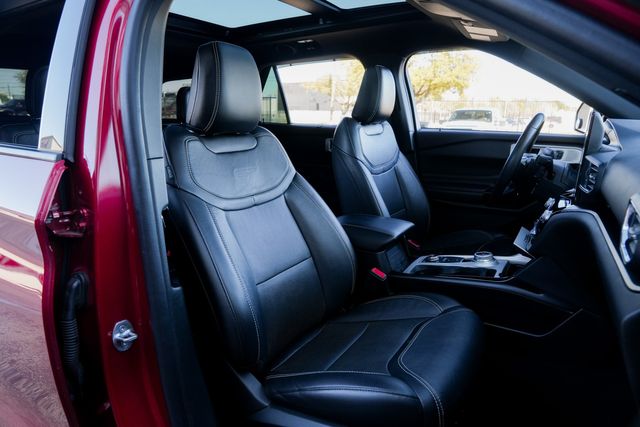 2022 Ford Explorer ST 4WD / CLEAN CARFAX / LOADED / BIG SCREEN | Dallas, TX | Rocky Mountain Truck Stop Dallas