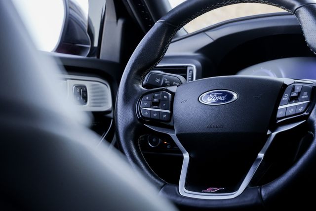 2022 Ford Explorer ST 4WD / CLEAN CARFAX / LOADED / BIG SCREEN | Dallas, TX | Rocky Mountain Truck Stop Dallas 2022 Ford Explorer ST 4WD / CLEAN CARFAX / LOADED / BIG SCREEN | Dallas, TX | Rocky Mountain Truck Stop Dallas