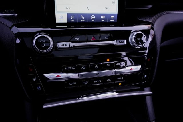 2022 Ford Explorer ST 4WD / CLEAN CARFAX / LOADED / BIG SCREEN | Dallas, TX | Rocky Mountain Truck Stop Dallas