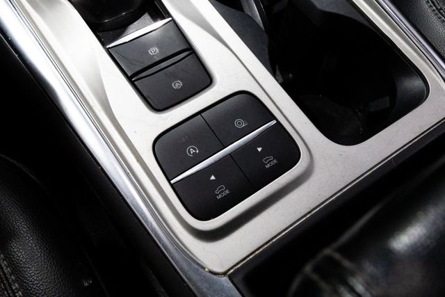 2022 Ford Explorer 3rd row Limited