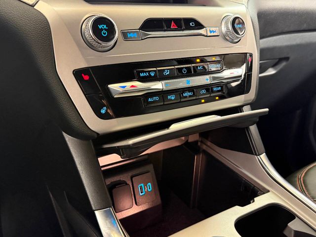 2022 Ford Explorer Timberline | Houston, TX | Houston Auto Credit 2022 Ford Explorer Timberline | Houston, TX | Houston Auto Credit