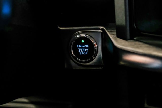 2022 Ford F-150 Lariat | Addison, TX | Mr Car Guys 2022 Ford F-150 Lariat | Addison, TX | Mr Car Guys