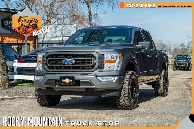 2022 Ford F-150 XLT SPORT CREW CAB 4X4 / 1 TX OWNER / CLEAN CARFAX | Austin, TX | Rocky Mountain Truck Stop Austin