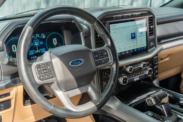 2022 Ford F-150 Lariat 4X4 FX4 / ONE TEXAS OWNER / CLEAN CARFAX | Dallas, TX | Rocky Mountain Truck Stop Dallas