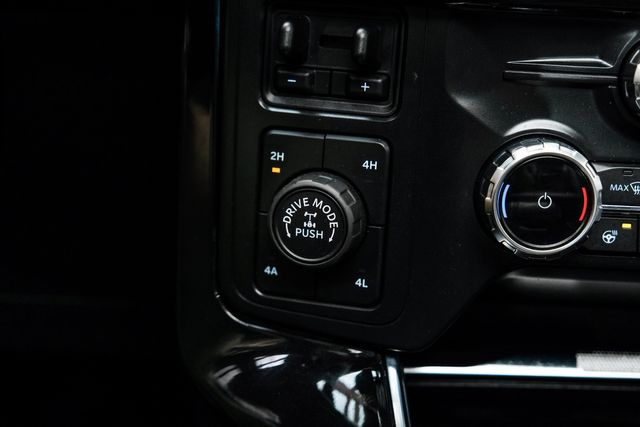 2022 Ford F-150 Raptor 4X4 ROOF, LOADED, CUSTOM WHEELS, TOYO, 34k | Carrollton, TX | Texas Vehicle Exchange 2022 Ford F-150 Raptor 4X4 ROOF, LOADED, CUSTOM WHEELS, TOYO, 34k | Carrollton, TX | Texas Vehicle Exchange