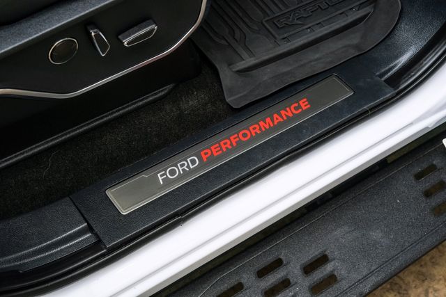 2022 Ford F-150 Raptor 4X4 ROOF, LOADED, CUSTOM WHEELS, TOYO, 34k | Carrollton, TX | Texas Vehicle Exchange