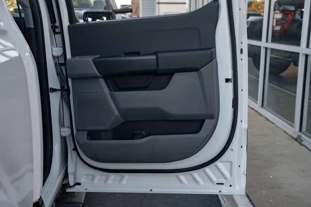 2022 Ford F-150 XL CREW CAB FX4 / CLEAN CARFAX / 5.0L V-8 | Austin, TX | Rocky Mountain Truck Stop Austin 2022 Ford F-150 XL CREW CAB FX4 / CLEAN CARFAX / 5.0L V-8 | Austin, TX | Rocky Mountain Truck Stop Austin