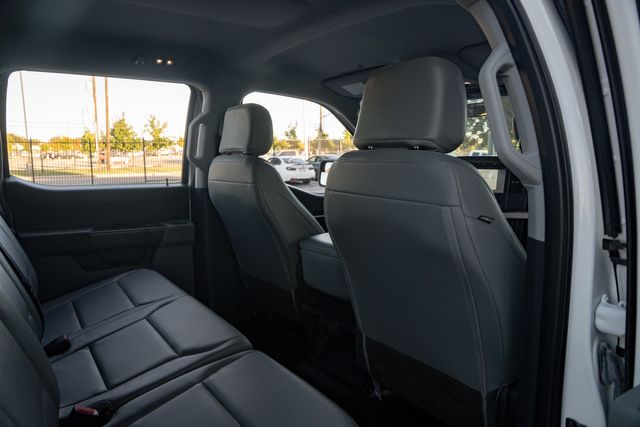 2022 Ford F-150 XL CREW CAB FX4 / CLEAN CARFAX / 5.0L V-8 | Austin, TX | Rocky Mountain Truck Stop Austin 2022 Ford F-150 XL CREW CAB FX4 / CLEAN CARFAX / 5.0L V-8 | Austin, TX | Rocky Mountain Truck Stop Austin