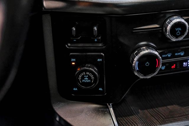 2022 Ford F-150 Platinum FX4 Black Pkg PANO ROOF Pro Power 7.2KW | Dallas, TX | East Dallas Diesel