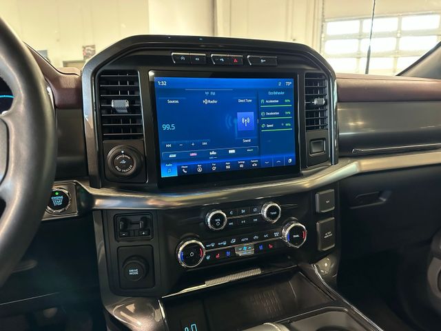 2022 Ford F-150 Lariat Lariat Sport Appearance Lowering Package | Irving, Texas | Hopper Motorplex