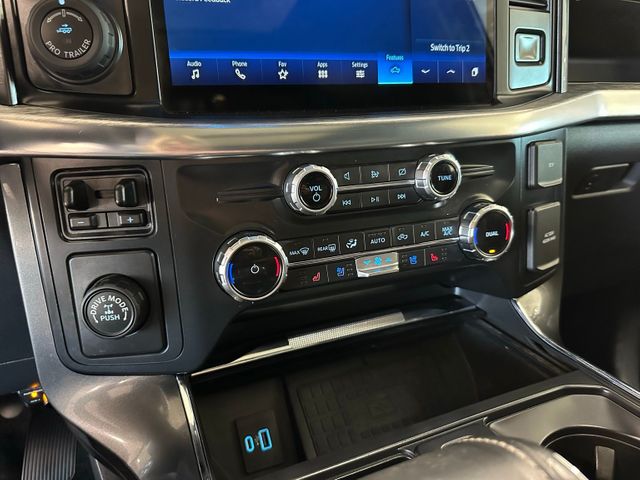 2022 Ford F-150 Lariat | Irving, Texas | Hopper Motorplex 2022 Ford F-150 Lariat | Irving, Texas | Hopper Motorplex