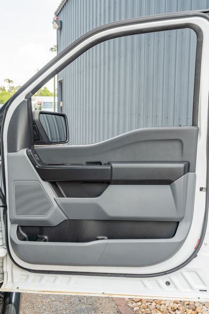 2022 Ford F-150 Lightning Pro EV / CLEAN CARFAX / 1-OWNER / BIG SCREEN | Austin, TX | Rocky Mountain Truck Stop Austin 2022 Ford F-150 Lightning Pro EV / CLEAN CARFAX / 1-OWNER / BIG SCREEN | Austin, TX | Rocky Mountain Truck Stop Austin