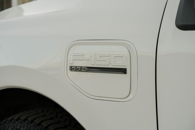 2022 Ford F-150 Lightning Pro EV / CLEAN CARFAX / 1-OWNER / BIG SCREEN | Austin, TX | Rocky Mountain Truck Stop Austin