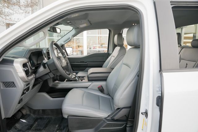 2022 Ford F-150 Lightning Pro EV / CLEAN CARFAX / 1-OWNER / BIG SCREEN | Austin, TX | Rocky Mountain Truck Stop Austin 2022 Ford F-150 Lightning Pro EV / CLEAN CARFAX / 1-OWNER / BIG SCREEN | Austin, TX | Rocky Mountain Truck Stop Austin