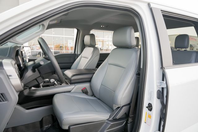 2022 Ford F-150 Lightning Pro EV / CLEAN CARFAX / 1-OWNER / BIG SCREEN | Austin, TX | Rocky Mountain Truck Stop Austin