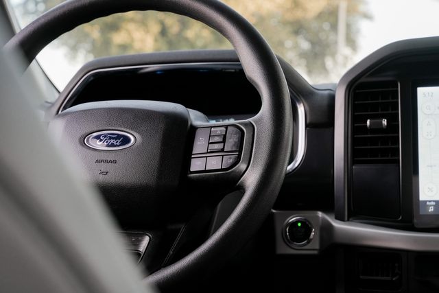 2022 Ford F-150 Lightning Pro EV / CLEAN CARFAX / 1-OWNER / BIG SCREEN | Austin, TX | Rocky Mountain Truck Stop Austin 2022 Ford F-150 Lightning Pro EV / CLEAN CARFAX / 1-OWNER / BIG SCREEN | Austin, TX | Rocky Mountain Truck Stop Austin