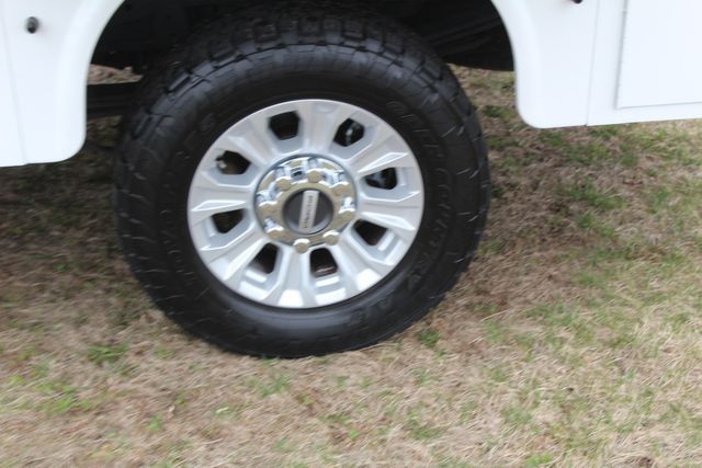 2022 Ford F-250 Reg.Cab 4x4 XL | Roscoe, IL | Autoland Outlets