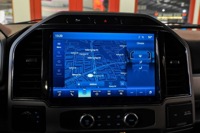 2022 Ford F-250 Super Duty Lariat | Addison, TX | Mr Car Guys