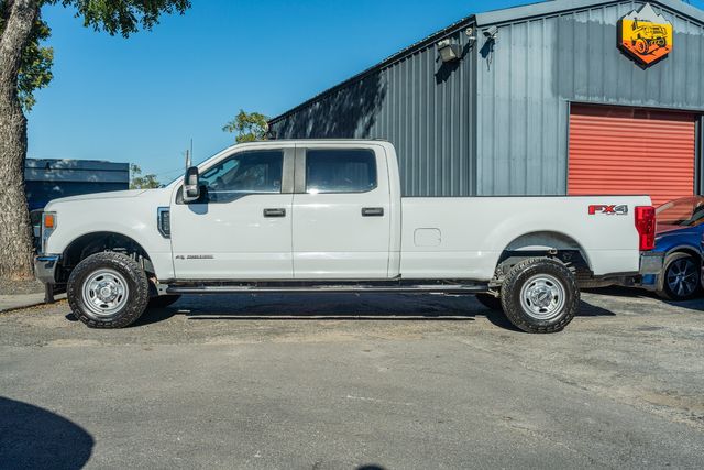 2022 Ford F-250 Super Duty XL CREW CAB LONG BED FX4 / 1-OWNER CLEAN CARFAX | Austin, TX | Rocky Mountain Truck Stop Austin 2022 Ford F-250 Super Duty XL CREW CAB LONG BED FX4 / 1-OWNER CLEAN CARFAX | Austin, TX | Rocky Mountain Truck Stop Austin