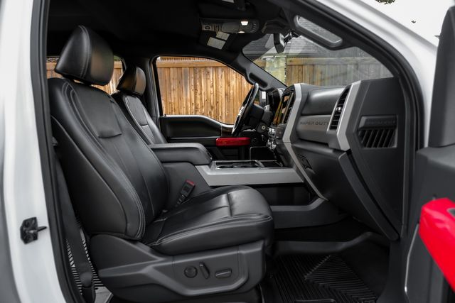 2022 Ford F-250 Super Duty Lariat FX4 Diesel LIFTED Serviced NonSmoker | Dallas, TX | Stevens Motor Company LLC 2022 Ford F-250 Super Duty Lariat FX4 Diesel LIFTED Serviced NonSmoker | Dallas, TX | Stevens Motor Company LLC