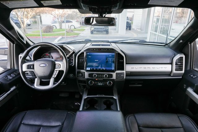 2022 Ford F-250 Super Duty Lariat TREMOR 4X4 / BIG SCREEN / LOADED / 1-OWNER | Austin, TX | Rocky Mountain Truck Stop Austin