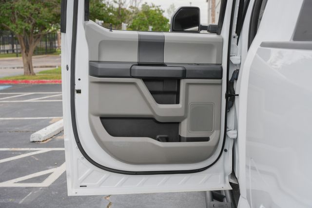 2022 Ford F-250 Super Duty XL STX CREW CAB FX4 W/ UPGRADES | Dallas, TX | Rocky Mountain Truck Stop Dallas