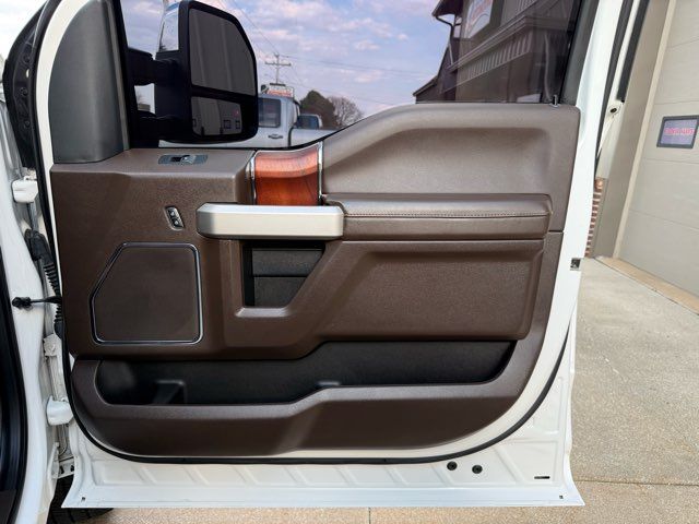 2022 Ford F-250 Super Duty King Ranch | Gifford, IL | Trav's Automotive