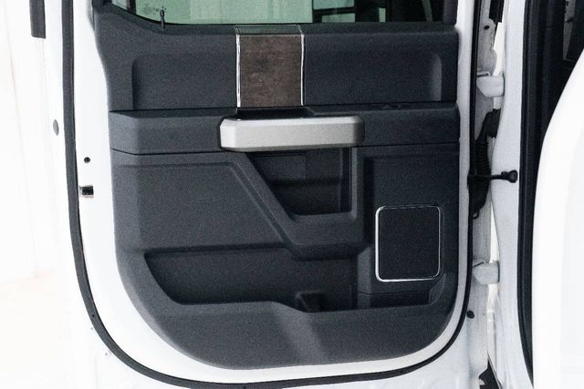 2022 Ford F-250 Super Duty Lariat 4x4 4dr Crew Cab 6.8 ft. SB Pickup | Houston, TX | Houston Auto Credit 2022 Ford F-250 Super Duty Lariat 4x4 4dr Crew Cab 6.8 ft. SB Pickup | Houston, TX | Houston Auto Credit