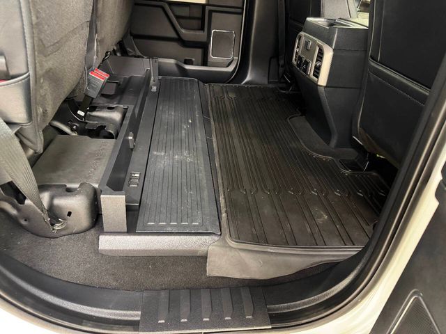 2022 Ford F-250 Super Duty Lariat 4x4 4dr Crew Cab 6.8 ft. SB Pickup | Houston, TX | Houston Auto Credit 2022 Ford F-250 Super Duty Lariat 4x4 4dr Crew Cab 6.8 ft. SB Pickup | Houston, TX | Houston Auto Credit