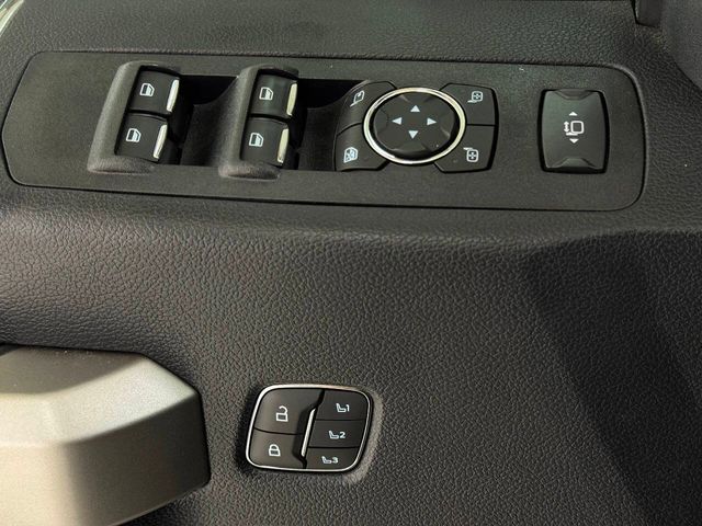 2022 Ford F-250 Super Duty Lariat 4x4 4dr Crew Cab 6.8 ft. SB Pickup | Houston, TX | Houston Auto Credit 2022 Ford F-250 Super Duty Lariat 4x4 4dr Crew Cab 6.8 ft. SB Pickup | Houston, TX | Houston Auto Credit