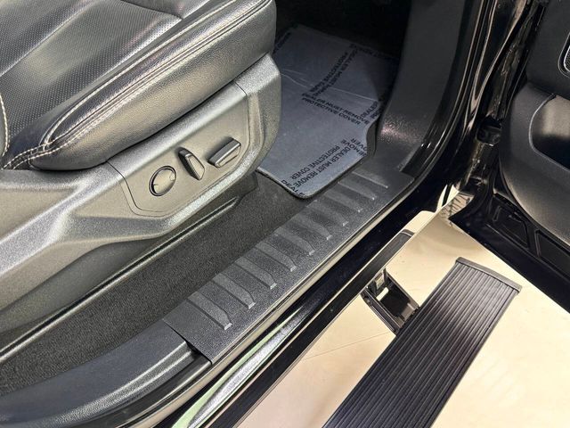 2022 Ford F-250 Super Duty Lariat 4x4 4dr Crew Cab 6.8 ft. SB Pickup | Houston, TX | Houston Auto Credit