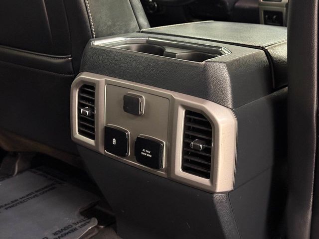 2022 Ford F-250 Super Duty Lariat 4x4 4dr Crew Cab 6.8 ft. SB Pickup | Houston, TX | Houston Auto Credit