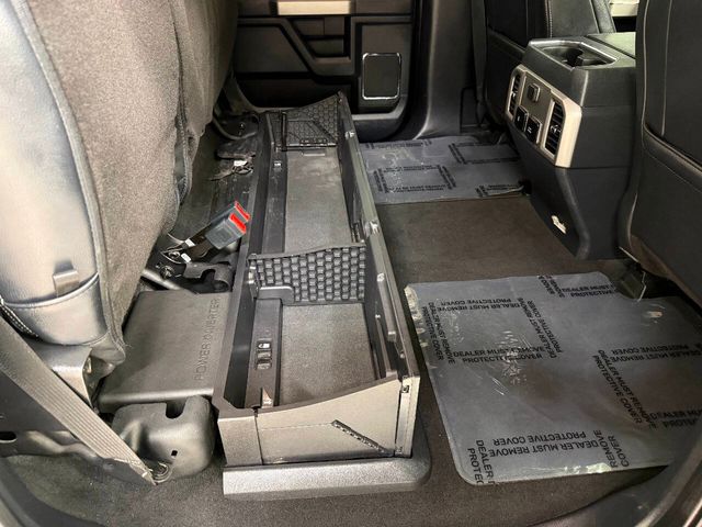 2022 Ford F-250 Super Duty Lariat 4x4 4dr Crew Cab 6.8 ft. SB Pickup | Houston, TX | Houston Auto Credit