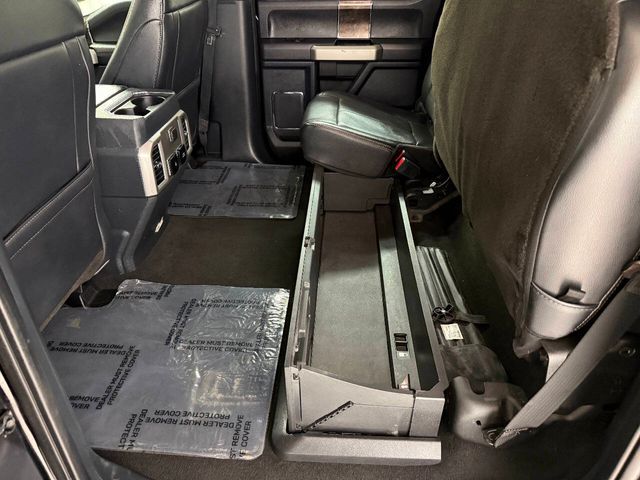 2022 Ford F-250 Super Duty Lariat 4x4 4dr Crew Cab 6.8 ft. SB Pickup | Houston, TX | Houston Auto Credit