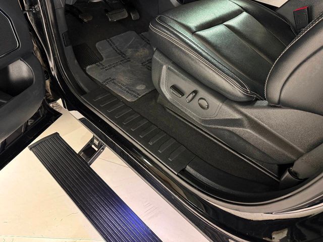 2022 Ford F-250 Super Duty Lariat 4x4 4dr Crew Cab 6.8 ft. SB Pickup | Houston, TX | Houston Auto Credit