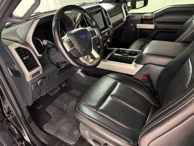2022 Ford F-250 Super Duty Lariat 4x4 4dr Crew Cab 6.8 ft. SB Pickup | Houston, TX | Houston Auto Credit