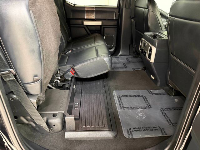 2022 Ford F-250 Super Duty Lariat 4x4 4dr Crew Cab 6.8 ft. SB Pickup | Houston, TX | Houston Auto Credit