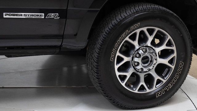 2022 Ford F-250 Super Duty Lariat 4x4 4dr Crew Cab 6.8 ft. SB Pickup | Houston, TX | Houston Auto Credit