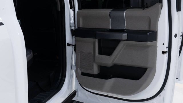 2022 Ford F-250 Super Duty XLT 4x4 4dr Crew Cab 6.8 ft. SB Pickup | Houston, TX | Houston Auto Credit 2022 Ford F-250 Super Duty XLT 4x4 4dr Crew Cab 6.8 ft. SB Pickup | Houston, TX | Houston Auto Credit