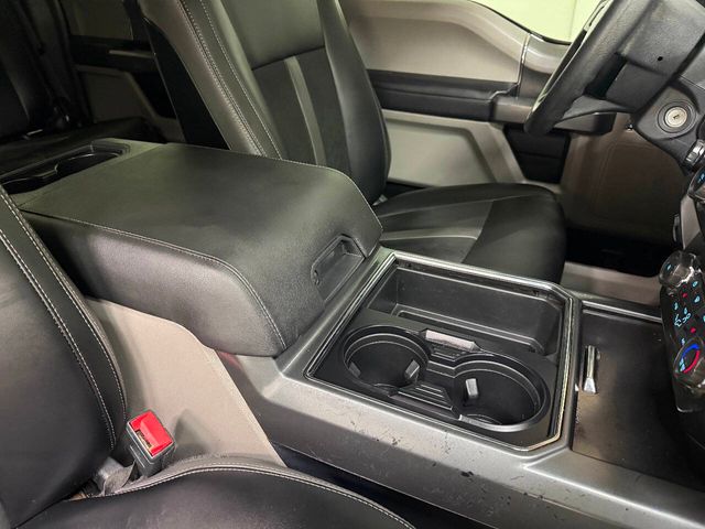 2022 Ford F-250 Super Duty XLT 4x4 4dr Crew Cab 6.8 ft. SB Pickup | Houston, TX | Houston Auto Credit