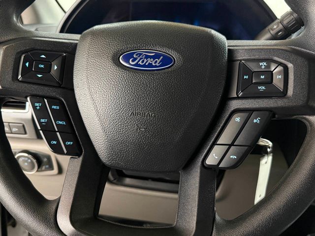 2022 Ford F-250 Super Duty XLT 4x4 4dr Crew Cab 6.8 ft. SB Pickup | Houston, TX | Houston Auto Credit